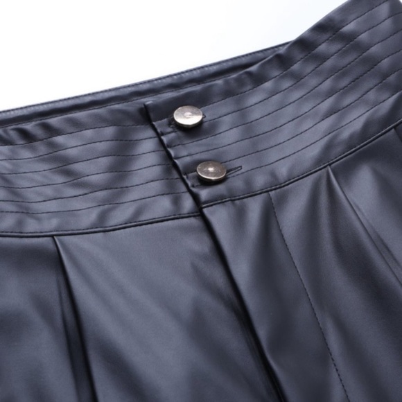 Black High Waisted Faux Leather Palazzo Pants (S) - Picture 5 of 11